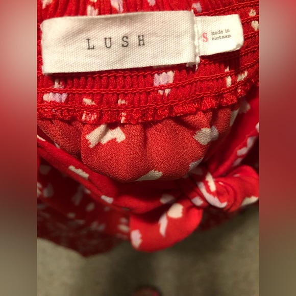 Lush red, pink & white polyester flowy tank, S - Picture 3 of 13